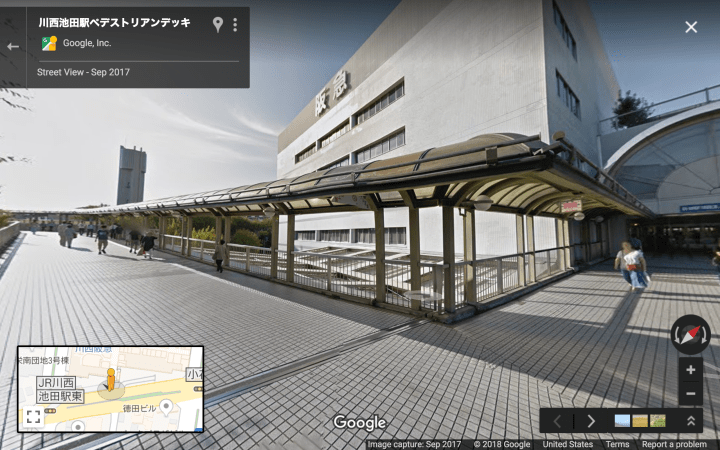 Deck Level from Hankyu to JR