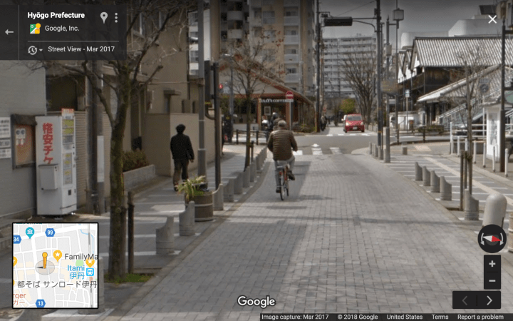 itami main street 07