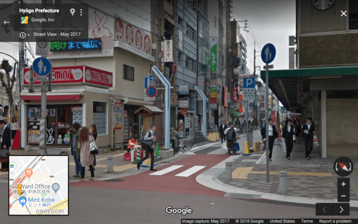 Level 6A open air shotengai.png